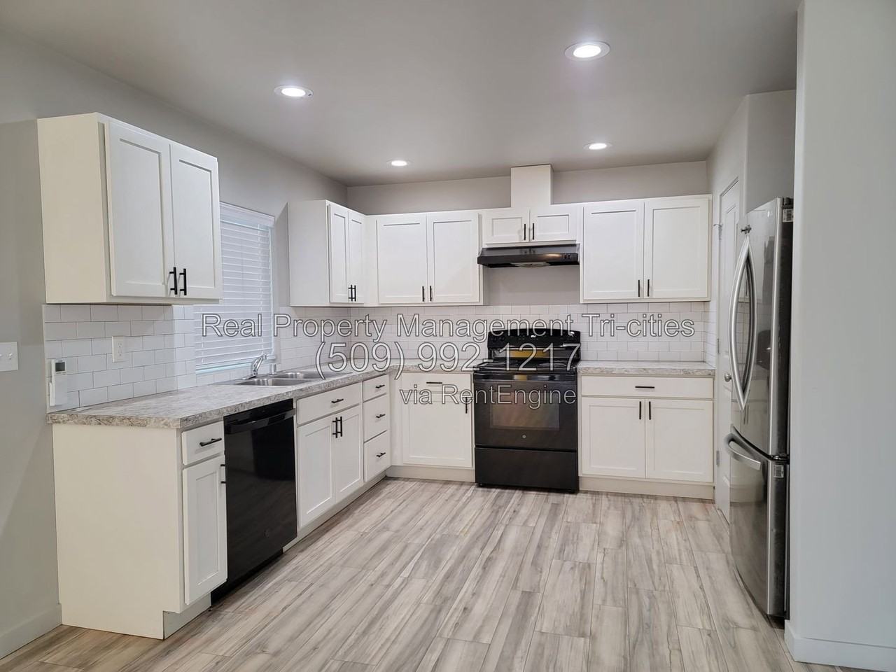 412 Whitefish Ln - Photo 3 of 12