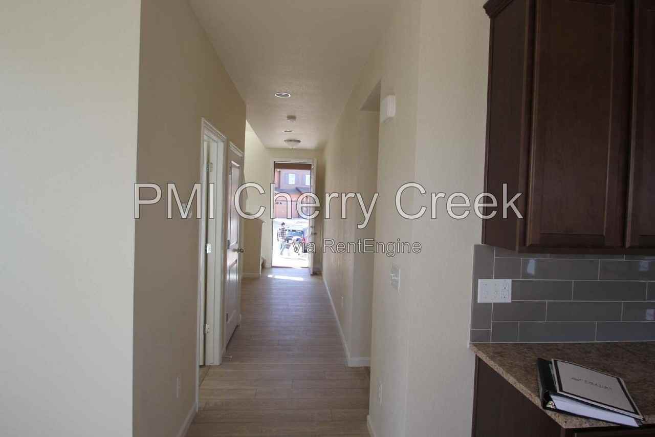 3324 Youngheart Way - Photo 4 of 40