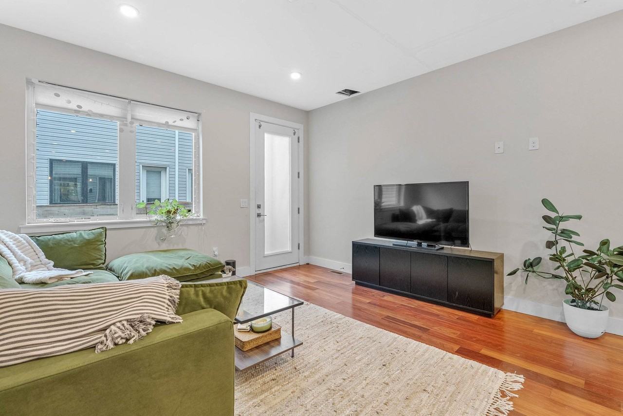 1838 Frankford Ave #1 - Photo 6 of 27