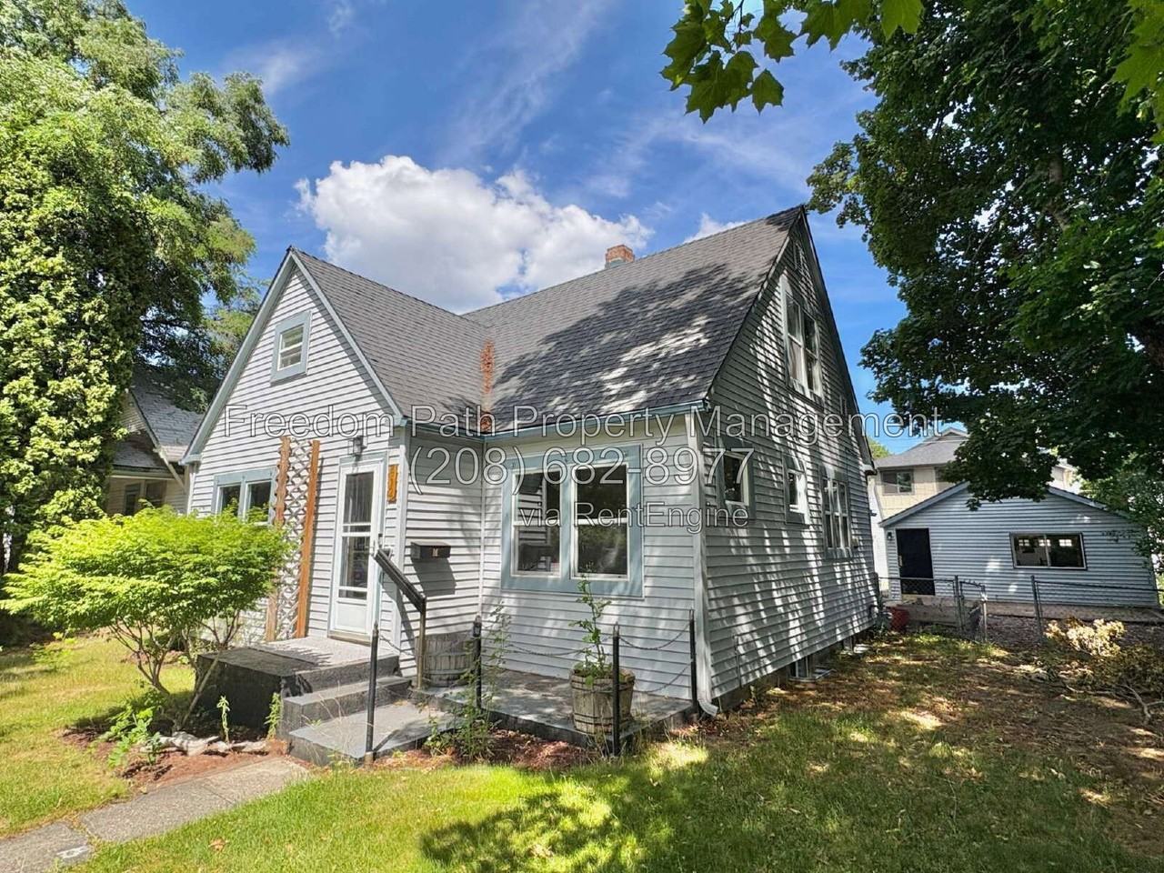 912 N C St - Photo 2 of 26