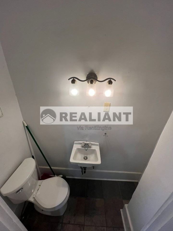 355 Taylor Ave - Photo 4 of 7