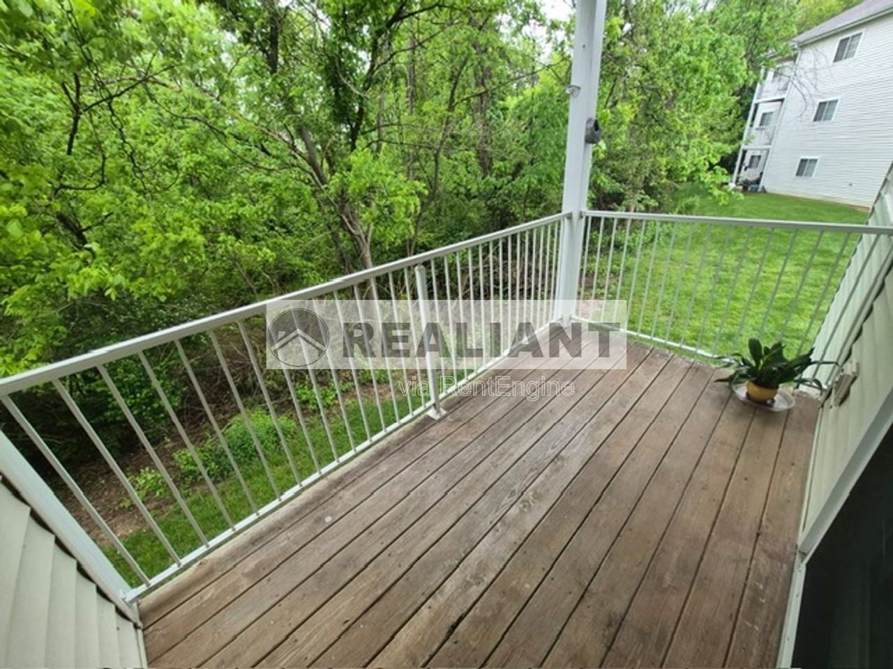412 Marian Ln #8 - Photo 2 of 14