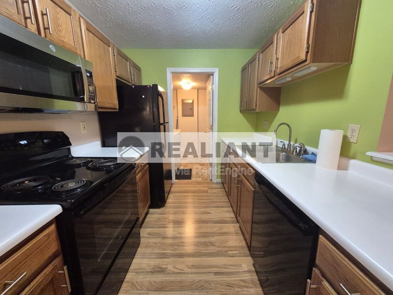 412 Marian Ln #8 - Photo 4 of 14