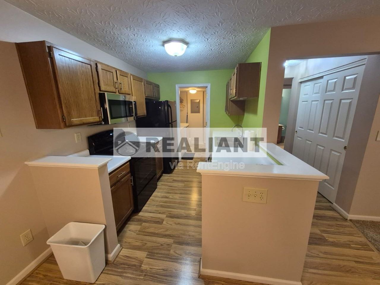 412 Marian Ln #8 - Photo 6 of 14