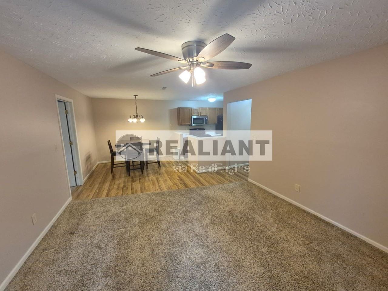 412 Marian Ln #8 - Photo 7 of 14