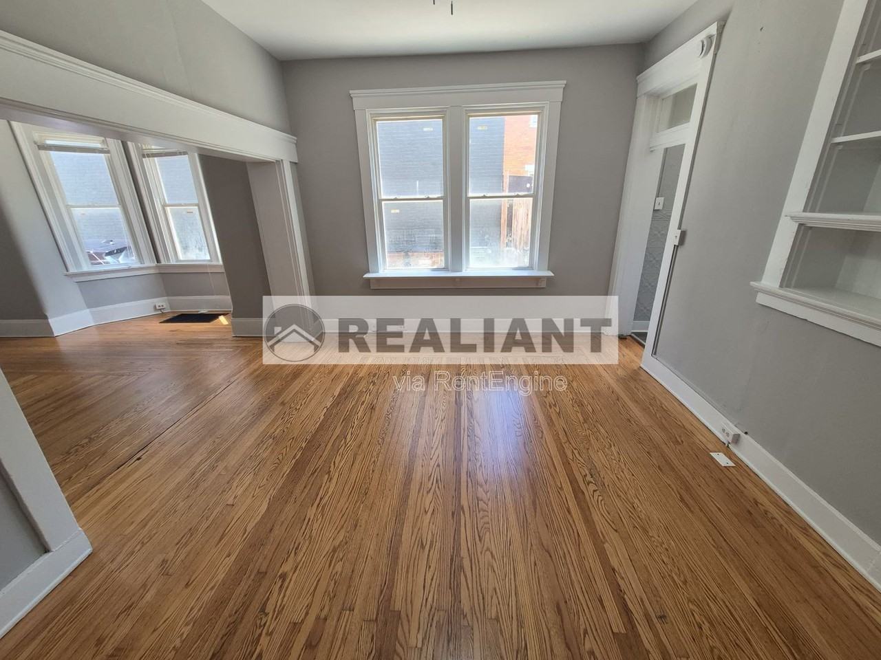 942 Columbia St #1 - Photo 7 of 16