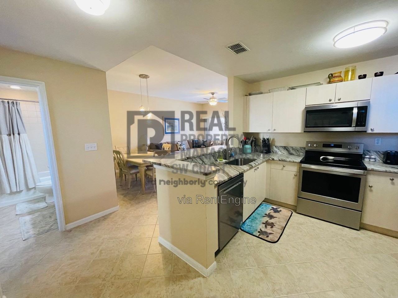 15449 Bellamar Cir #1213 - Photo 4 of 18