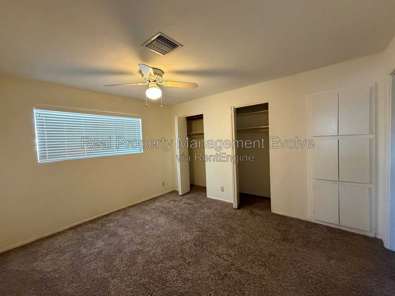 8916 N 11th St #A - Photo 7 of 14