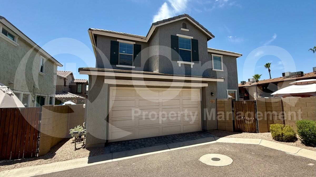 156 N 56th Pl - Photo 5 of 26