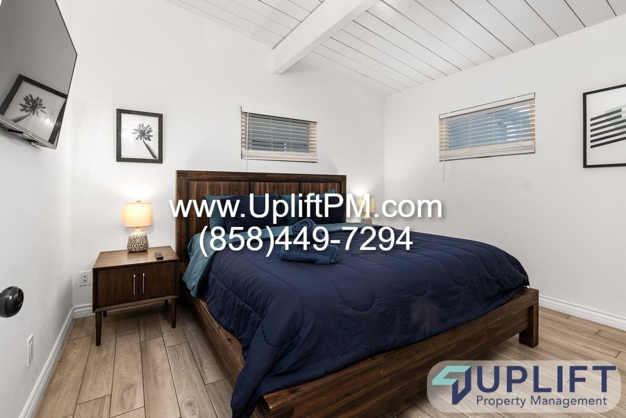 4359 Rialto St - Photo 3 of 25