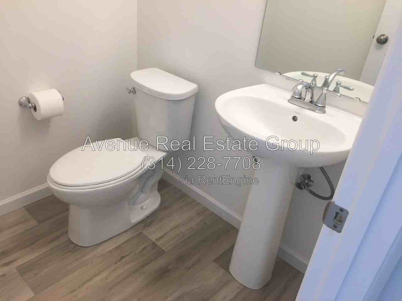 62 Mora Blvd - Photo 2 of 10