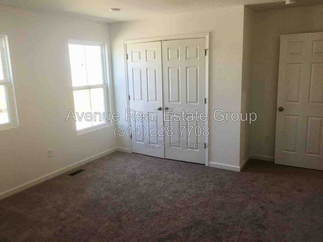 62 Mora Blvd - Photo 6 of 10