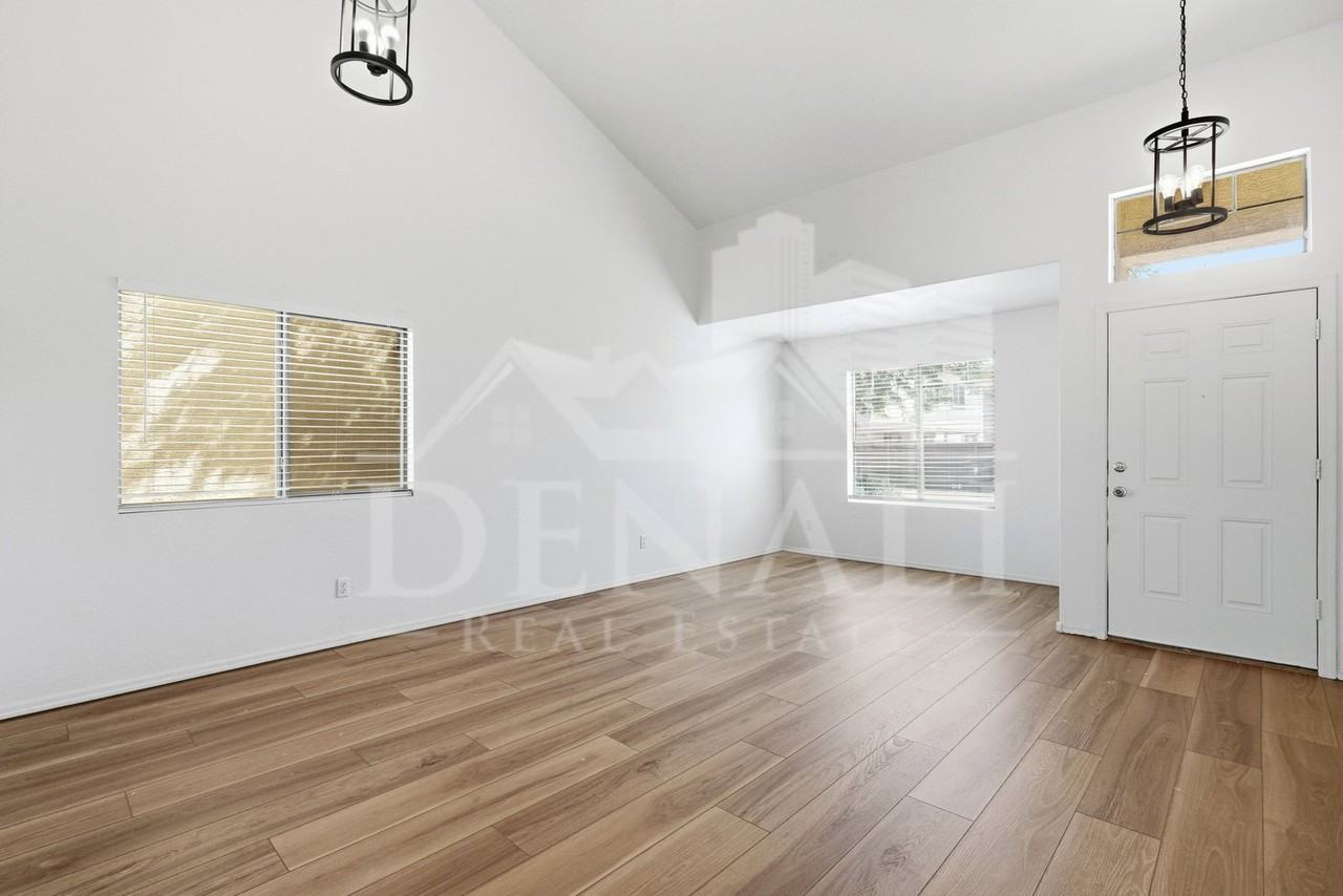 8510 W Luken Way - Photo 4 of 36