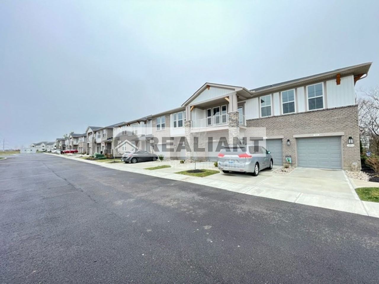 1373 Rubyhill Ln