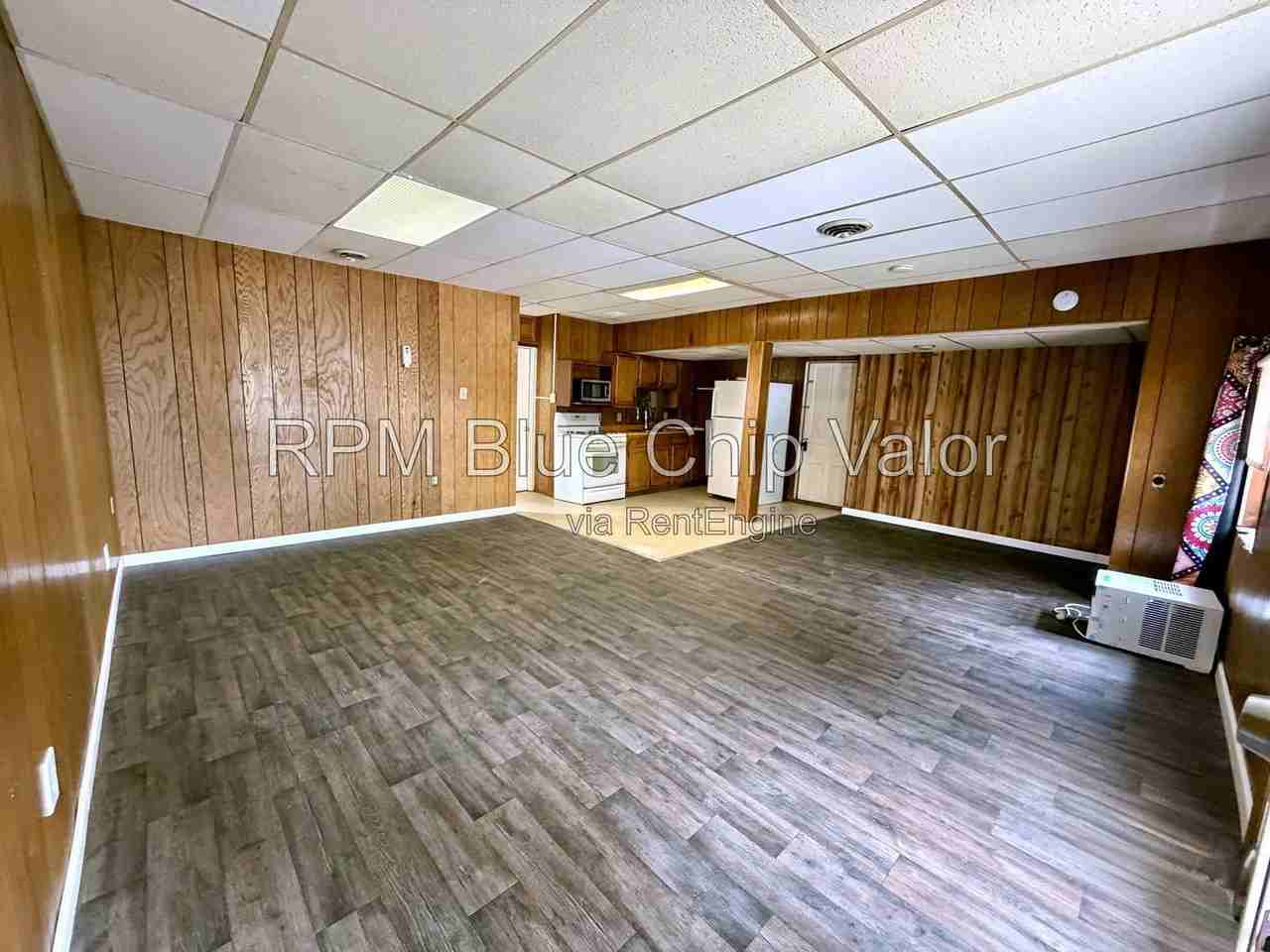 3406 Van Hook Ave - Photo 6 of 10