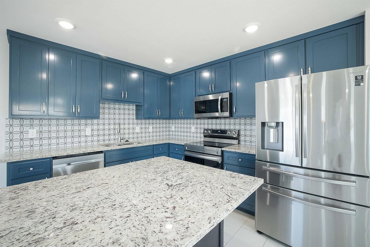 214 Lizzie St #B - Photo 2 of 27
