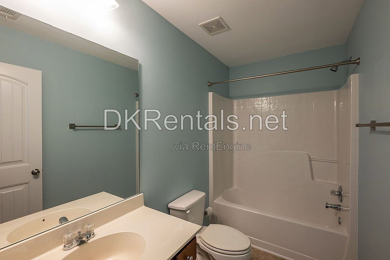 345 Franklin Ln - Photo 6 of 25