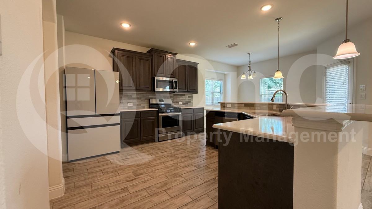 2808 Pronghorn Dr - Photo 5 of 22