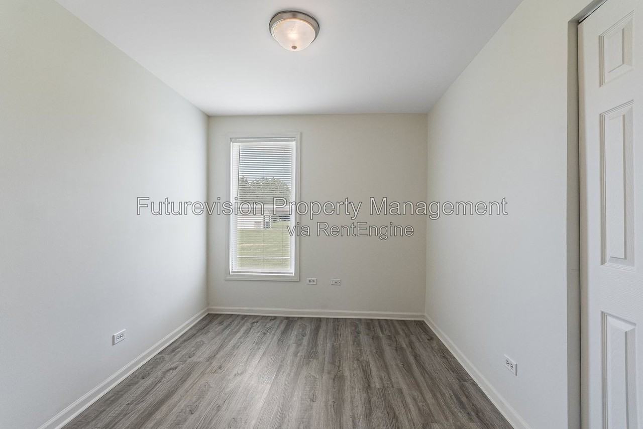 107 Stevens Ave #1 - Photo 7 of 12