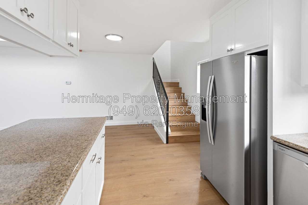 601 Larkspur Ave - Photo 7 of 21