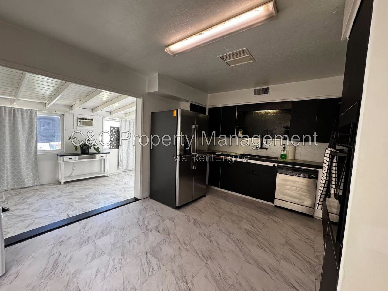 3513 Clayburn Rd - Photo 3 of 9