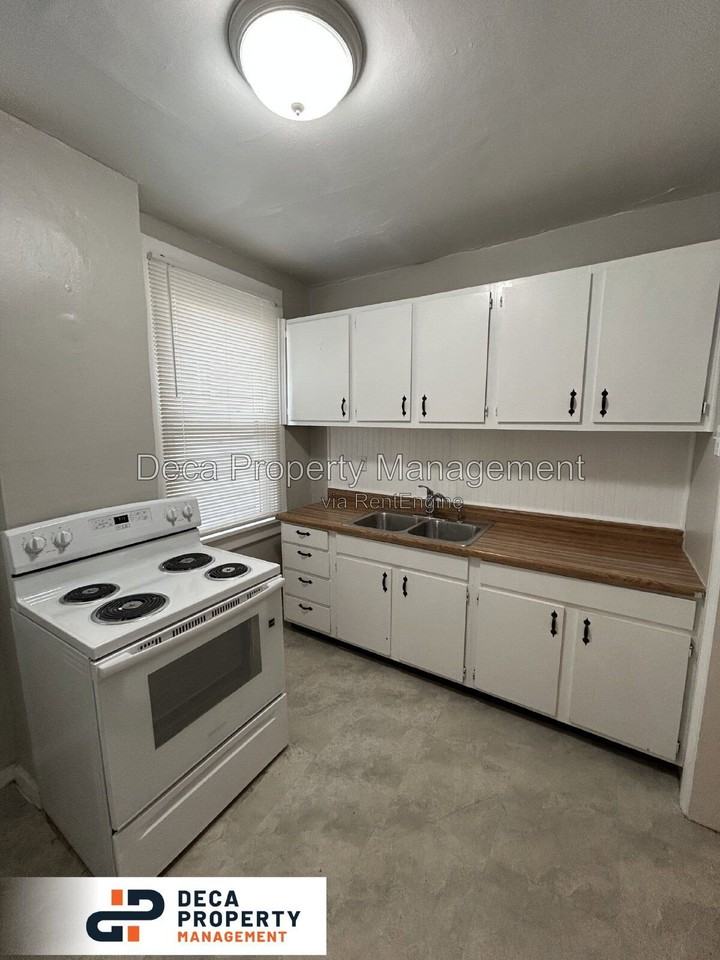 6024 Arthur Ave - Photo 5 of 13