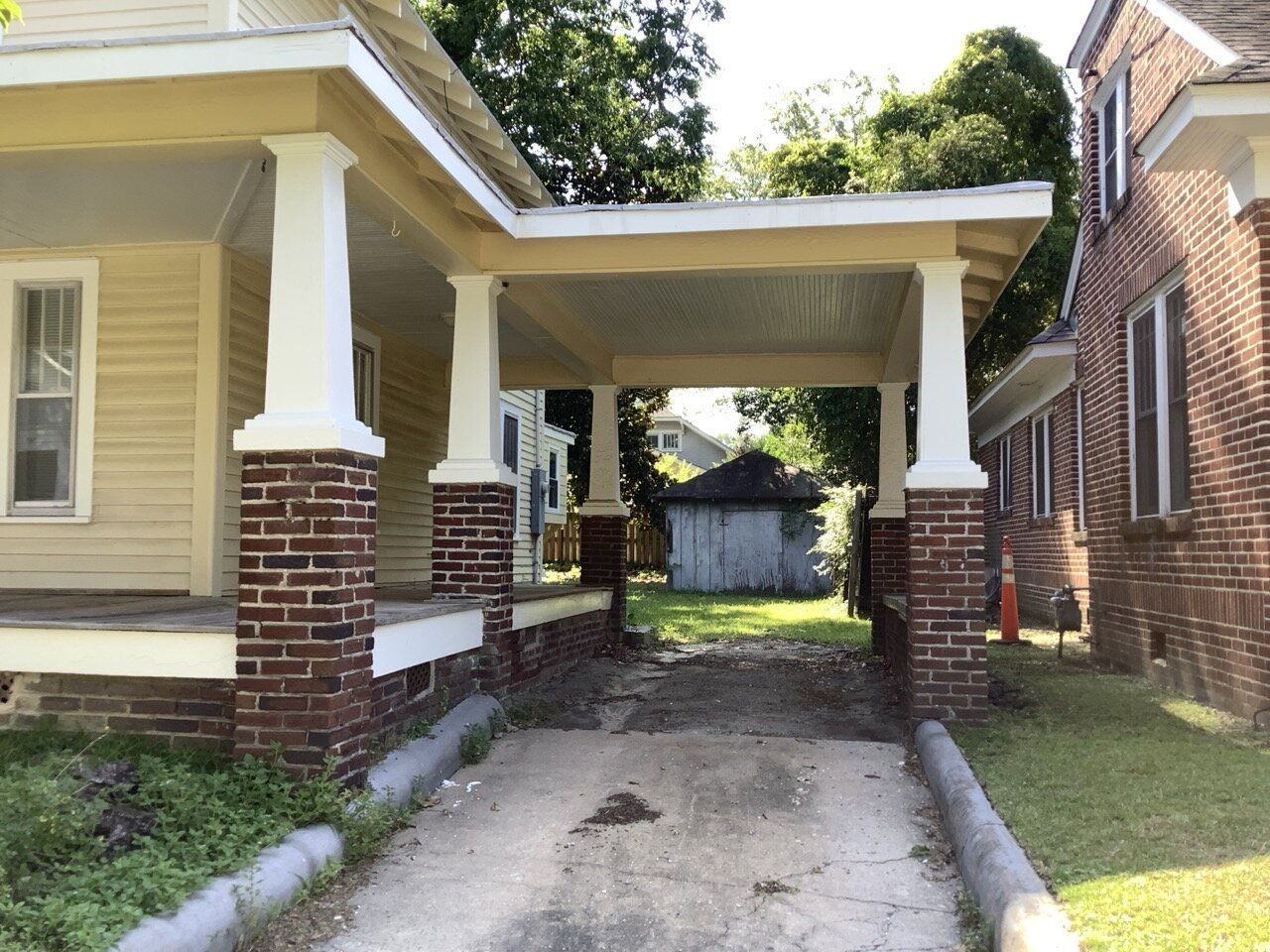 407 Biltmore St - Photo 3 of 21