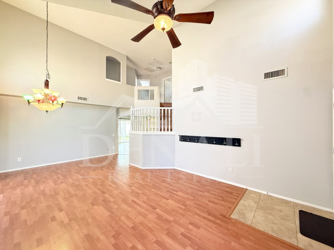 4431 E Badger Way - Photo 4 of 28