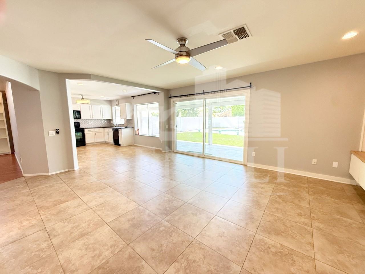 4431 E Badger Way - Photo 7 of 28