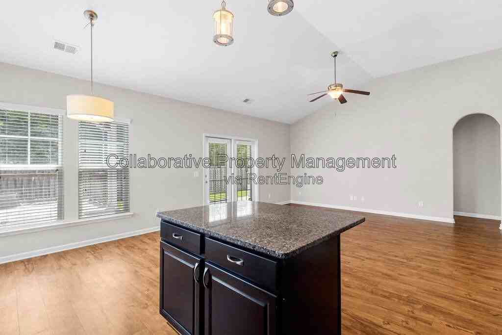 105 Richmond Walk Dr - Photo 5 of 21