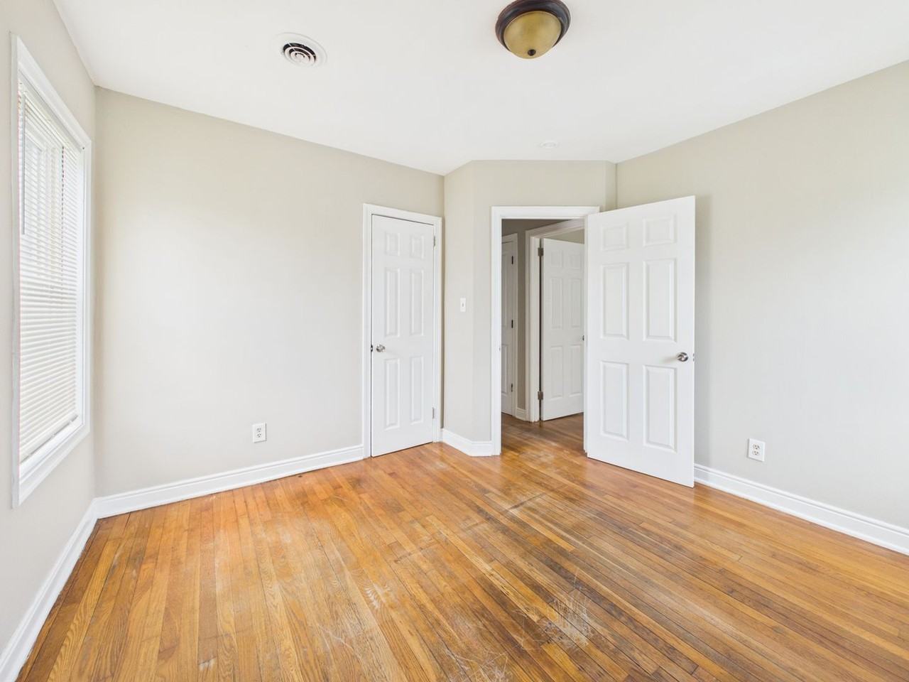 2907 Creighton Rd - Photo 6 of 21