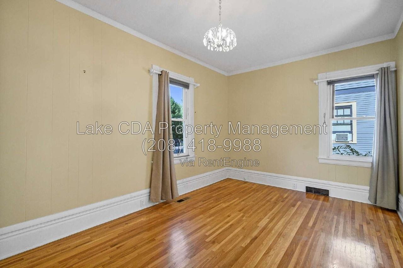 218 N 8th St - Photo 6 of 33