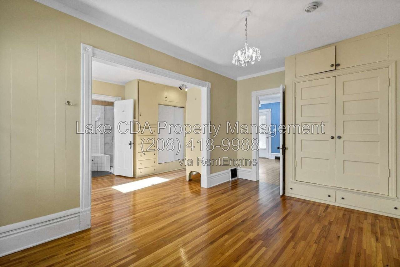 218 N 8th St - Photo 7 of 33