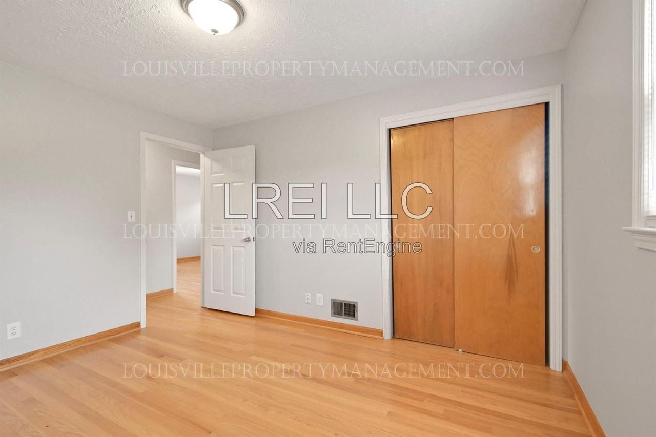 4007 Blossomwood Dr - Photo 7 of 26