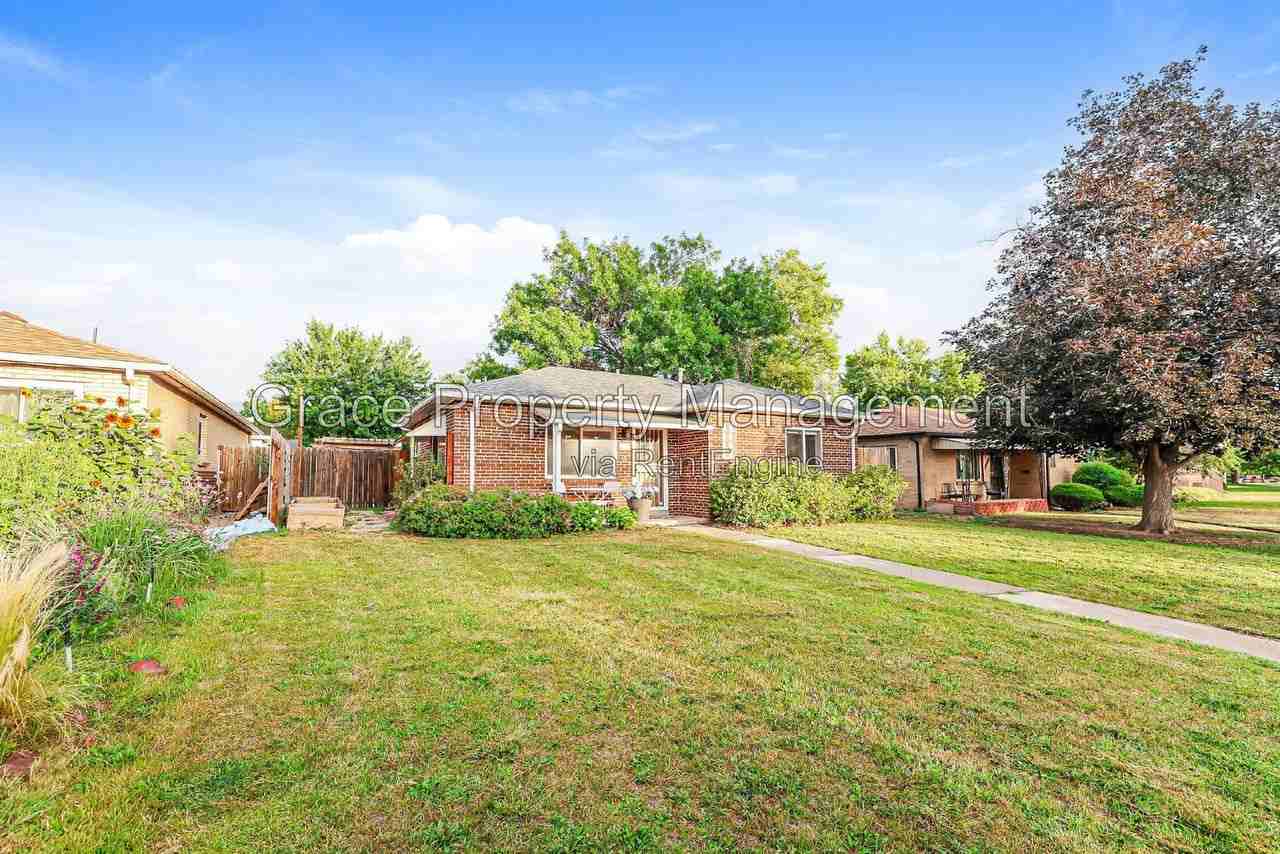 3075 Dahlia St - Photo 2 of 20