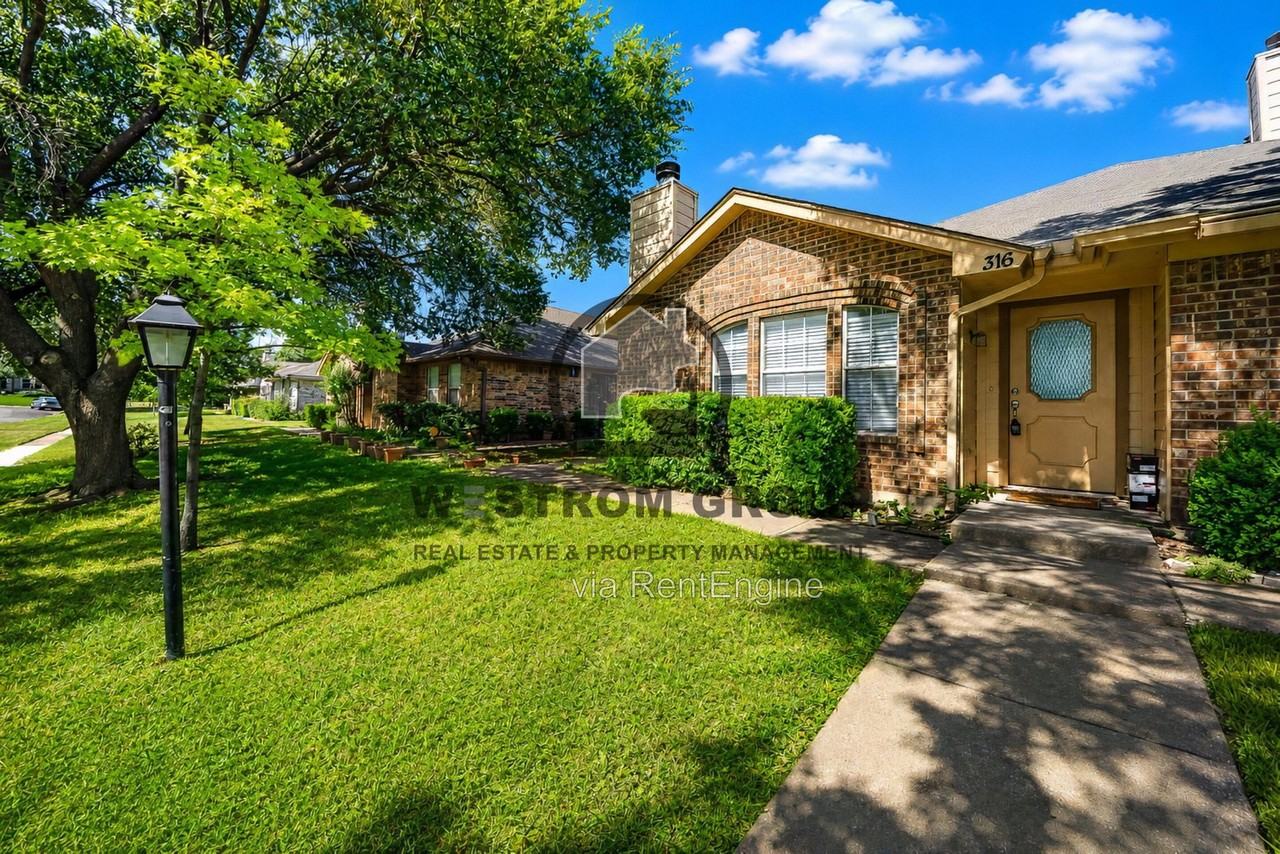 316 Crowe Dr - Photo 2 of 31