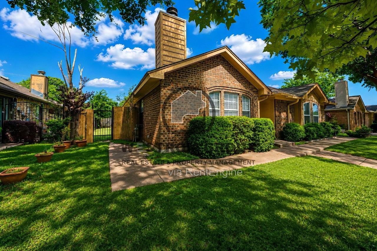 316 Crowe Dr - Photo 4 of 31