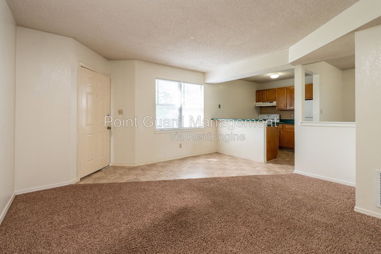 1819 E 24th Ave #1819-8 - Photo 3 of 22
