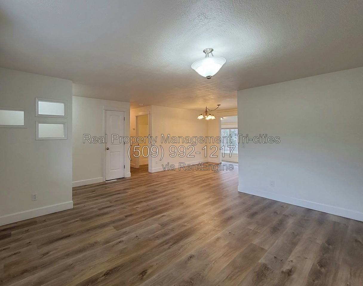 249 Rachel Rd - Photo 7 of 22