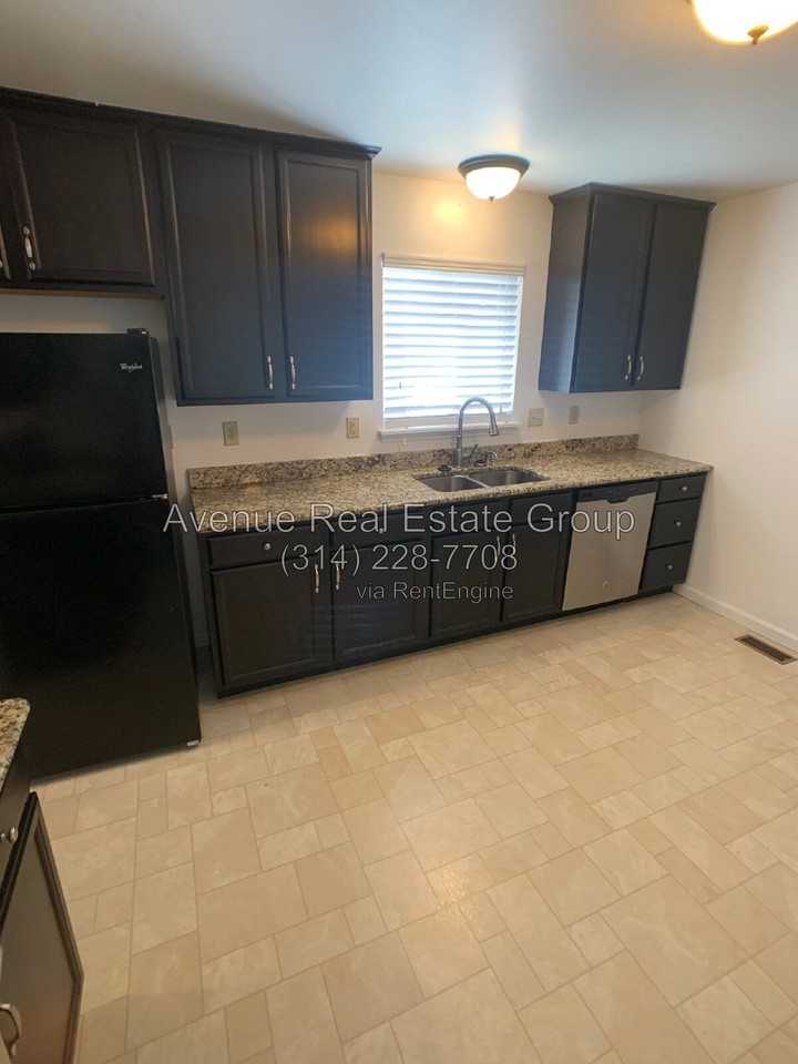 3321 Saint Vincent Ave - Photo 5 of 25