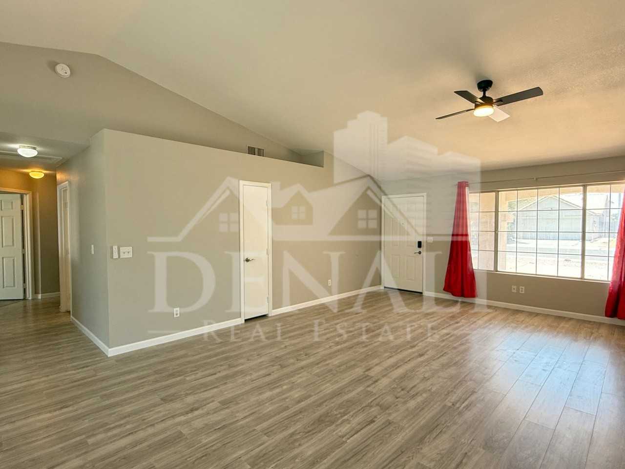 490 E Bart Dr - Photo 4 of 23
