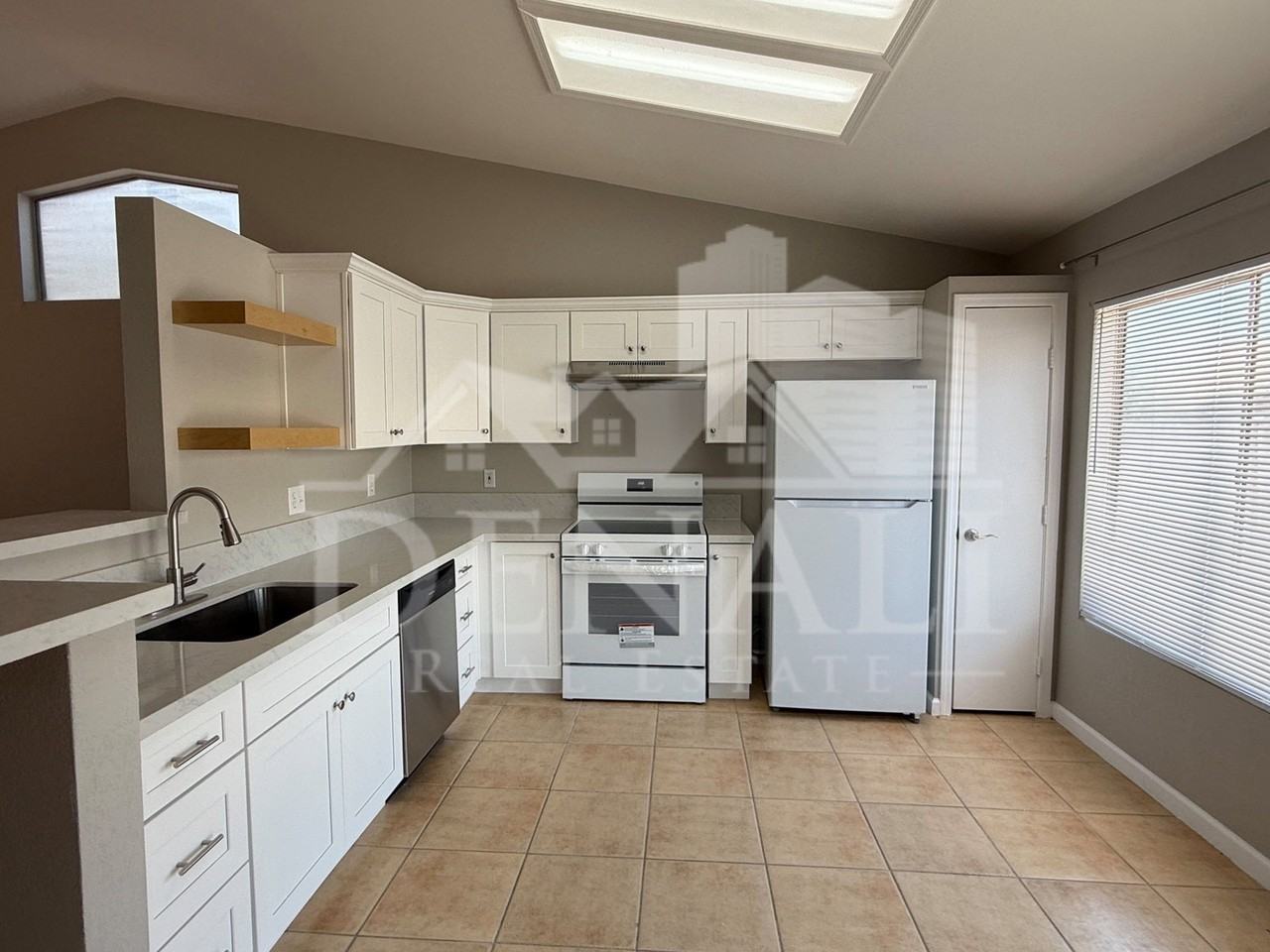 490 E Bart Dr - Photo 6 of 23
