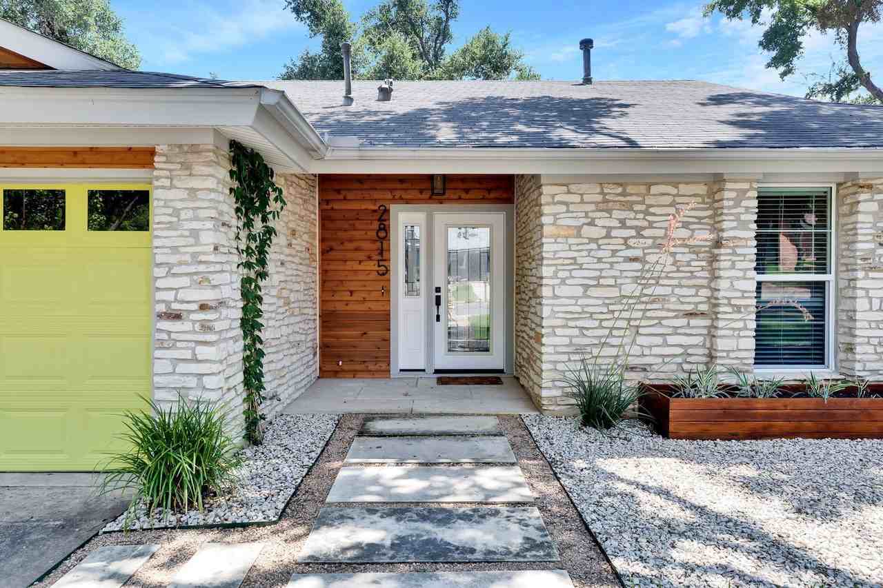 2815 Inridge Dr - Photo 2 of 50