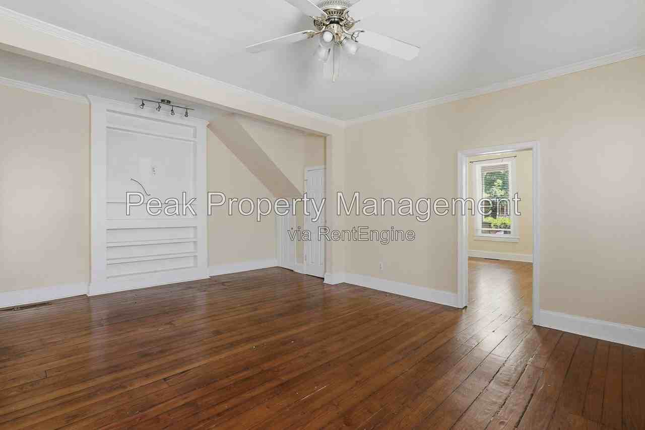 3120 Parkwood Ave #B - Photo 5 of 18