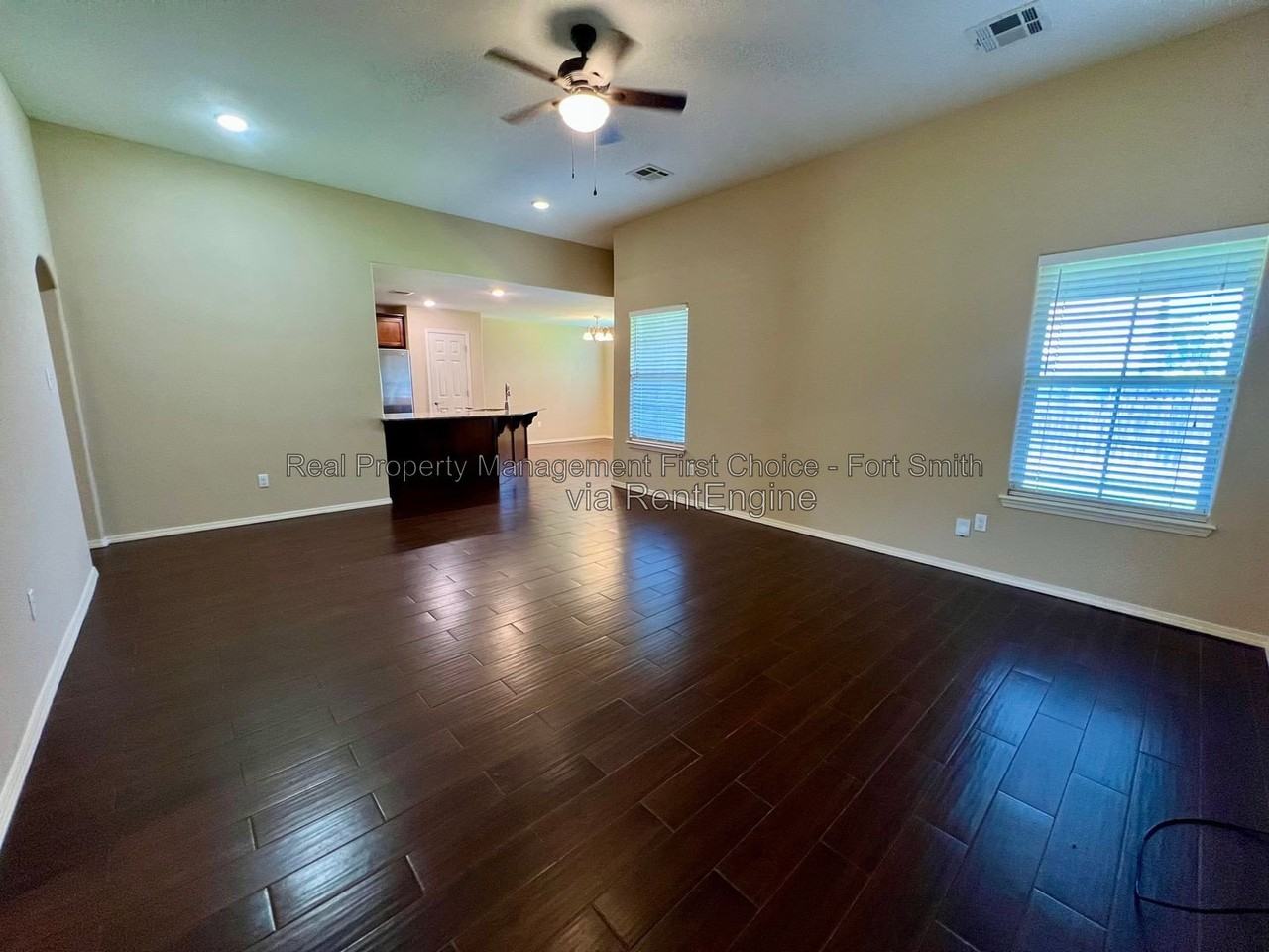 507 Ridge Point Dr - Photo 2 of 20