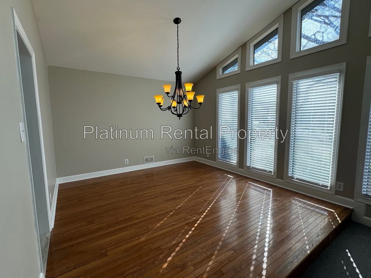 3953 Sunflower Way - Photo 5 of 41