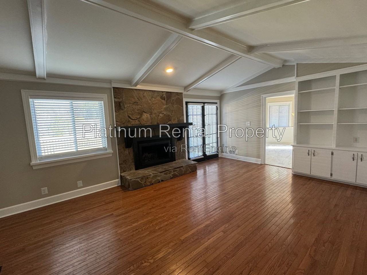 3953 Sunflower Way - Photo 6 of 41