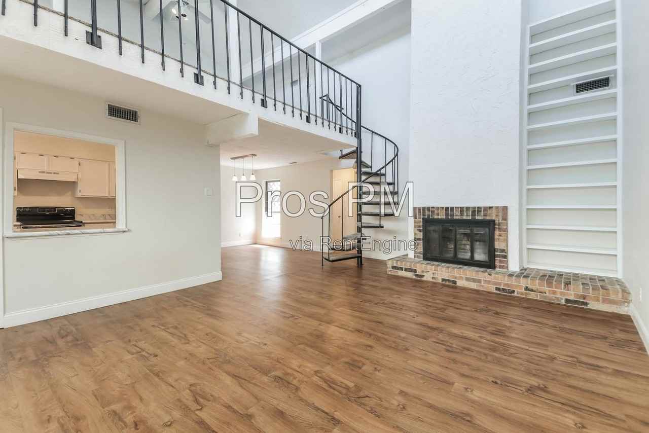 9512 Amberton Pkwy - Photo 7 of 18