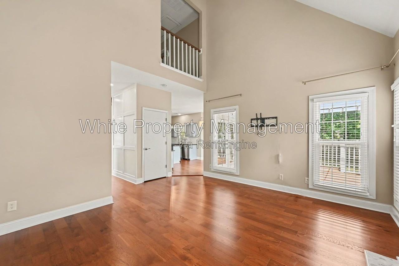 9201 Hanworth Trace Dr - Photo 5 of 30