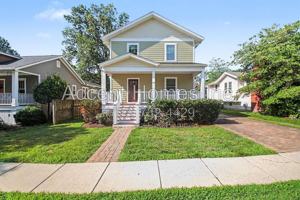 featured image of 14 W Caton Ave